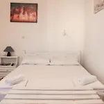 Lygaria Apartment *
